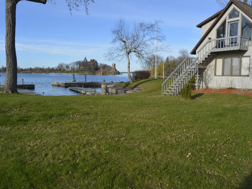 outdoor stairs leads to loft sitting area