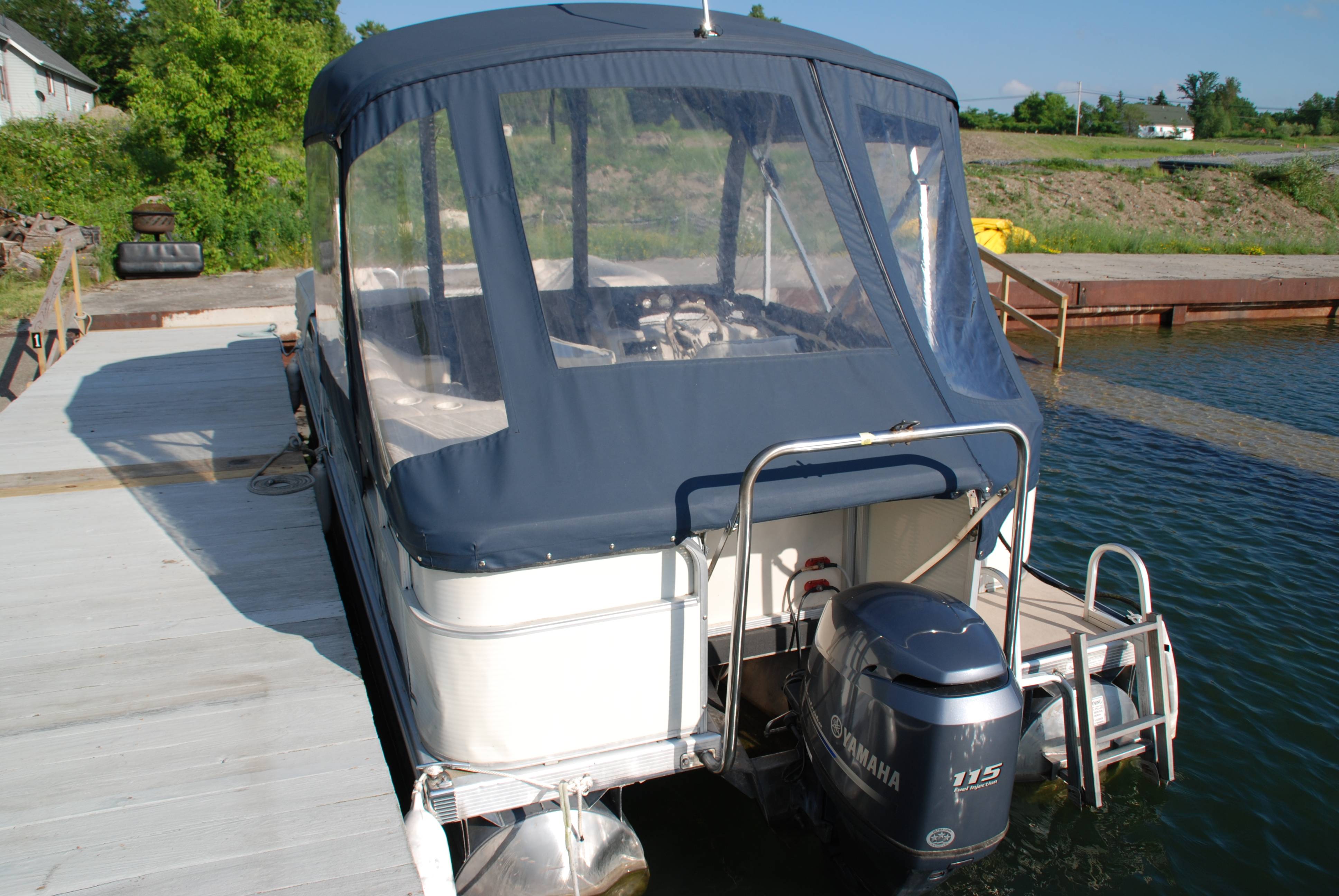 Pontoon Boat