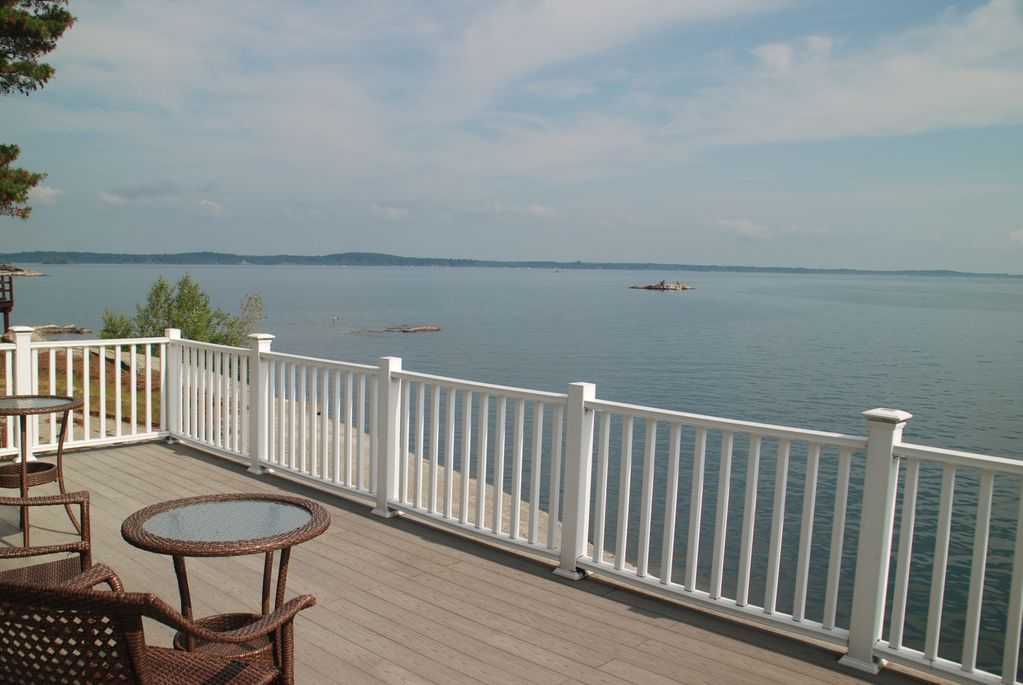 View of the St Lawrence River from upper deck