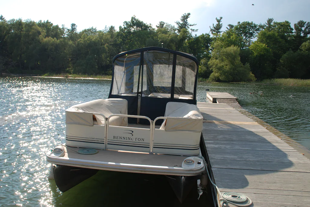 Pontoon Boat option to rent.